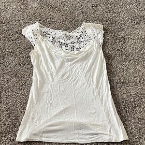 Elegant White Lace Women's Top